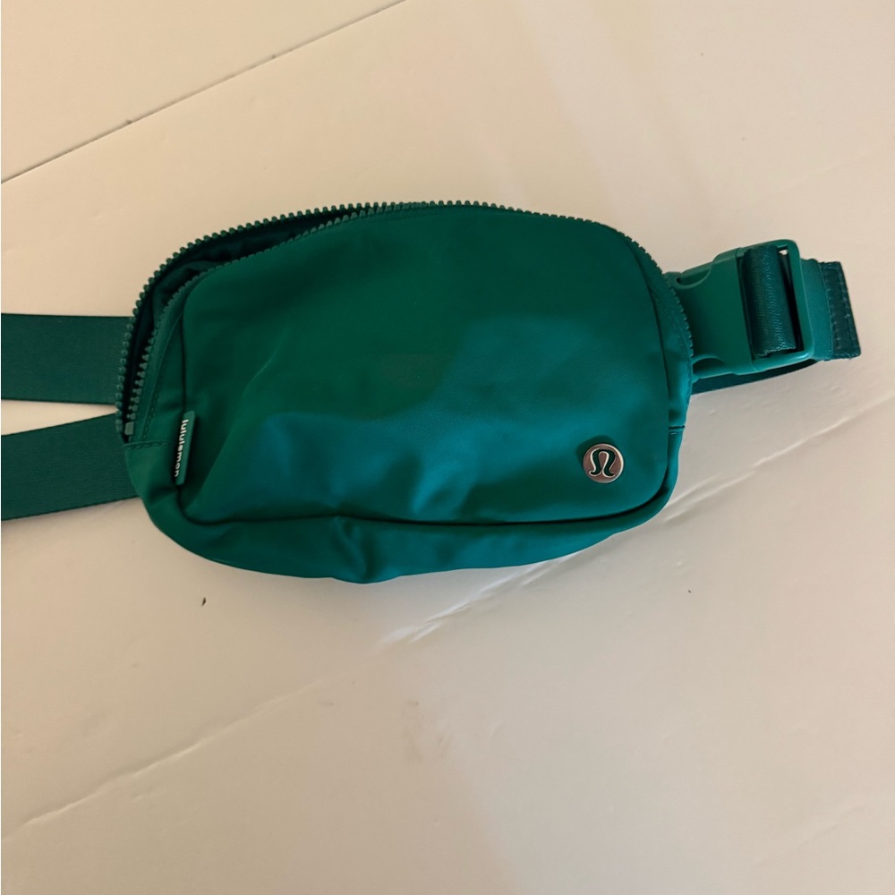 lululemon athletica Teal Belt Bag
